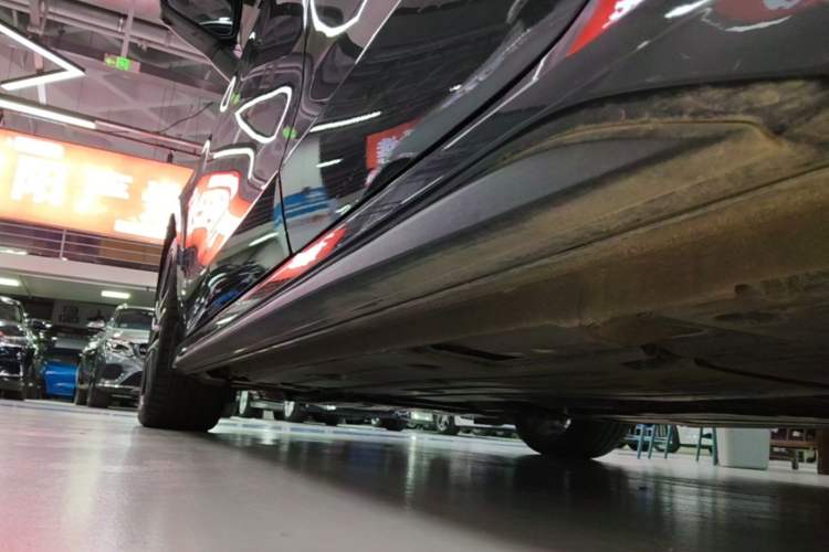 Used Lynk & Co 03 2023 2.0TD DCT H-Power Halo Left Side Sill