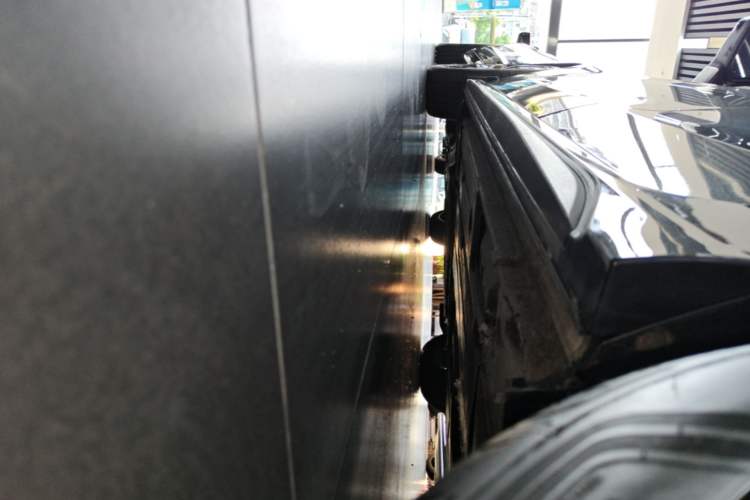 Used Lynk & Co 03 2023 2.0TD DCT JingPro Left Side Sill