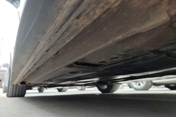 Used Lynk & Co 03 2023 1.5TD DCT JingPro Left Side Sill
