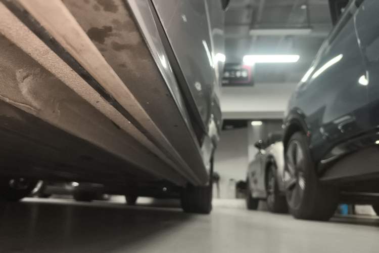 Used Lynk & Co 03 2023 1.5T EM-F PM Left Side Sill