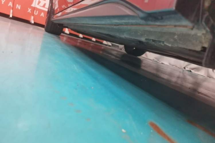 Used Lynk & Co 03 2023 2.0TD DCT JingPro Left Side Sill