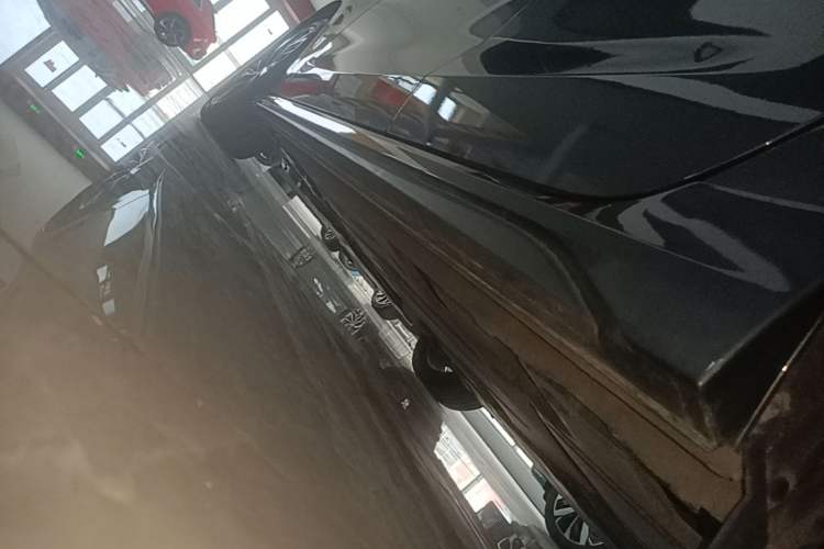 Used Lynk & Co 03 2023 2.0TD DCT JingPro Left Side Sill