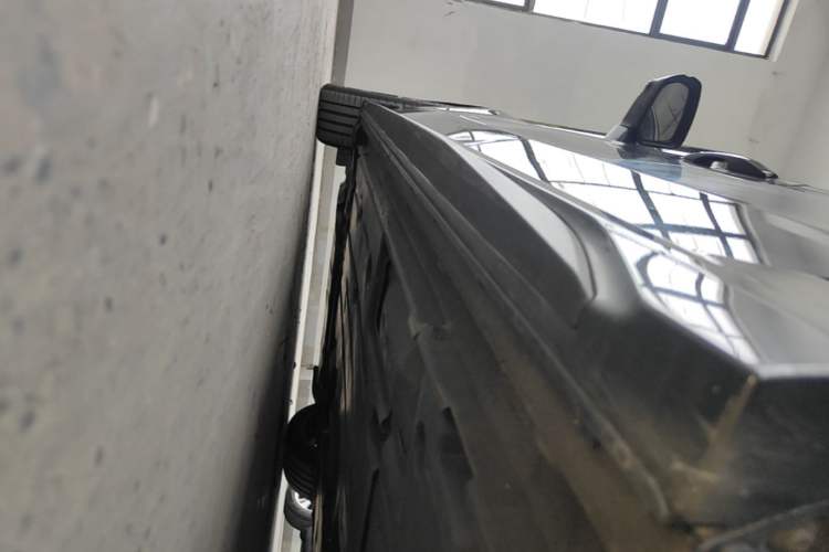 Used Lynk & Co 03 2023 1.5TD DCT JingPro Left Side Sill
