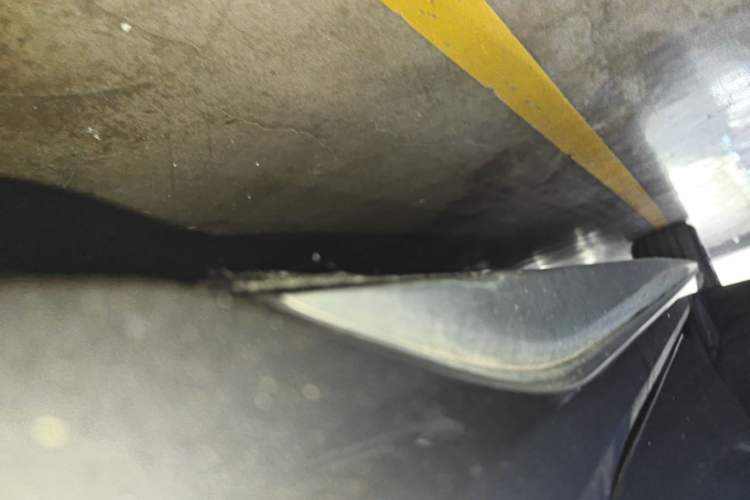 Used Lynk & Co 03 2023 2.0TD DCT JingPro Left Side Sill