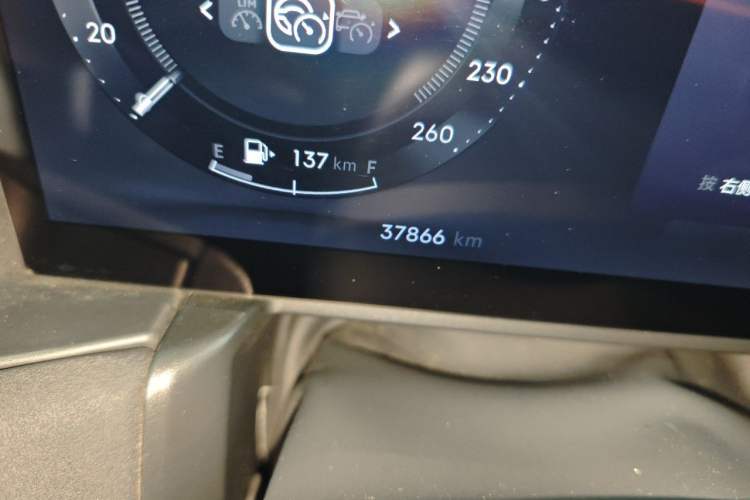 Used Lynk & Co 03 2023 1.5TD DCT JingPro Odometer Close Up