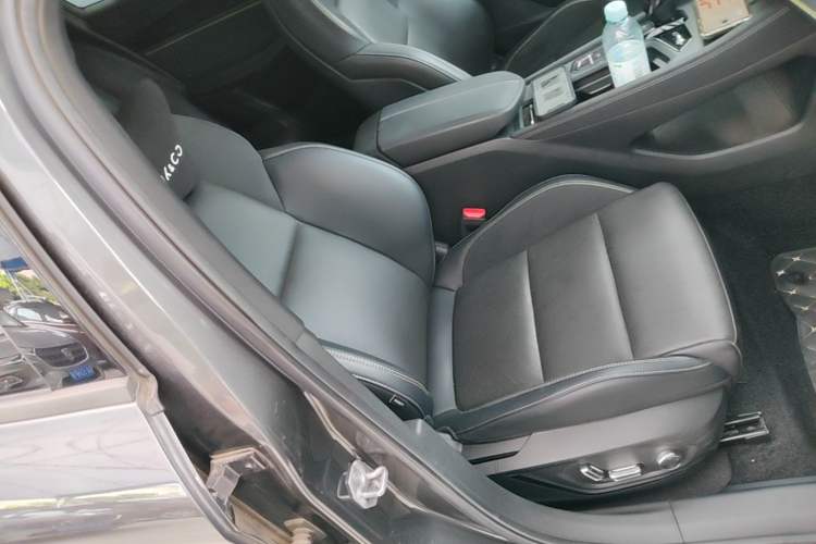 Used Lynk & Co 03 2023 2.0TD DCT H-Power Halo Right Front Seat