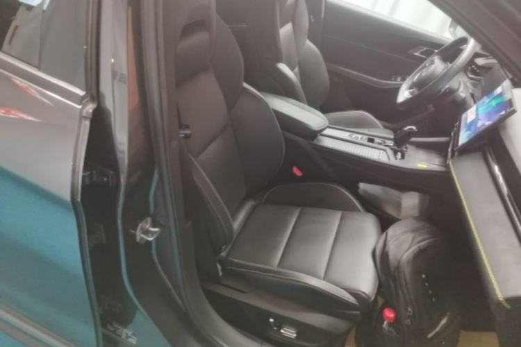 Used Lynk & Co 03 2023 2.0TD DCT JingPro Right Front Seat