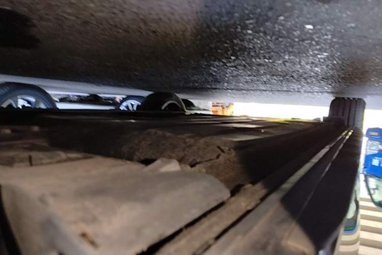 Used Lynk & Co 03 2023 1.5TD DCT JingPro Right Side Sill