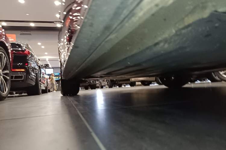Used Lynk & Co 03 2023 2.0TD DCT H-Power Halo Right Side Sill