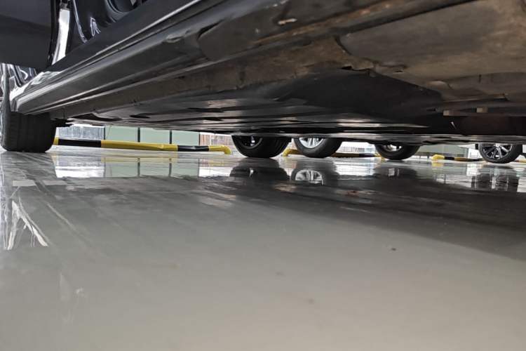 Used Lynk & Co 03 2023 2.0TD DCT JingPro Right Side Sill