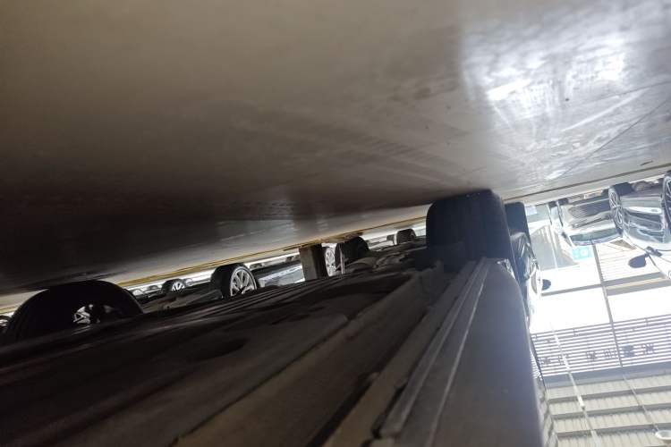 Used Lynk & Co 03 2023 1.5TD DCT JingPro Right Side Sill