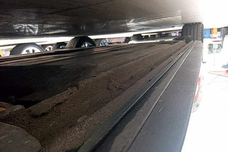 Used Lynk & Co 03 2023 1.5TD DCT JingPro Right Side Sill