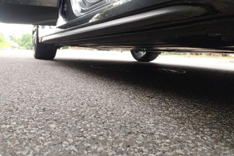 Used Lynk & Co 03 2023 2.0TD DCT H-Power Halo Right Side Sill