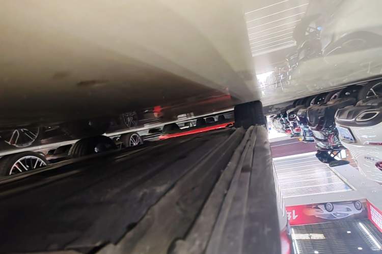 Used Lynk & Co 03 2023 2.0TD DCT H-Power Halo Right Side Sill
