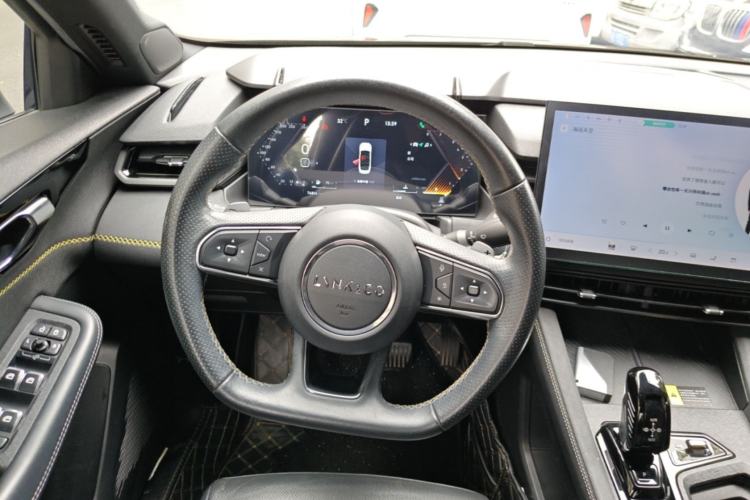 Used Lynk & Co 03 2023 1.5TD DCT JingPro Steering Wheel