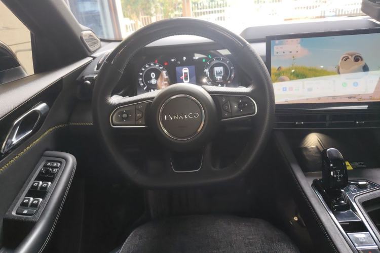 Used Lynk & Co 03 2023 2.0TD DCT H-Power Halo Steering Wheel