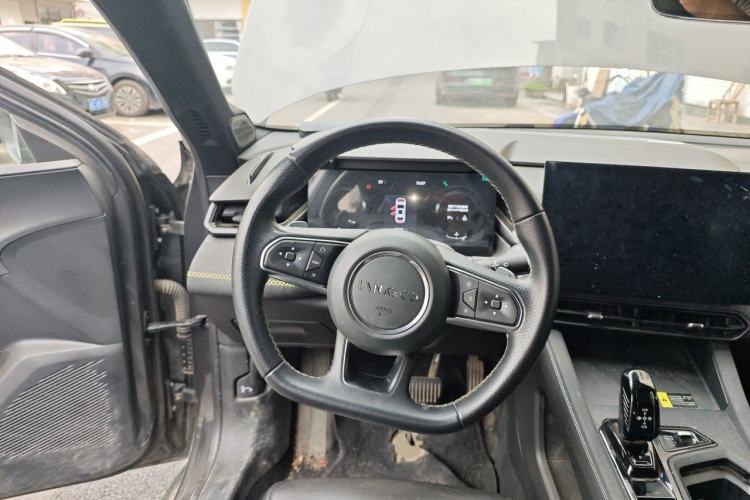 Used Lynk & Co 03 2023 1.5TD DCT JingPro Steering Wheel