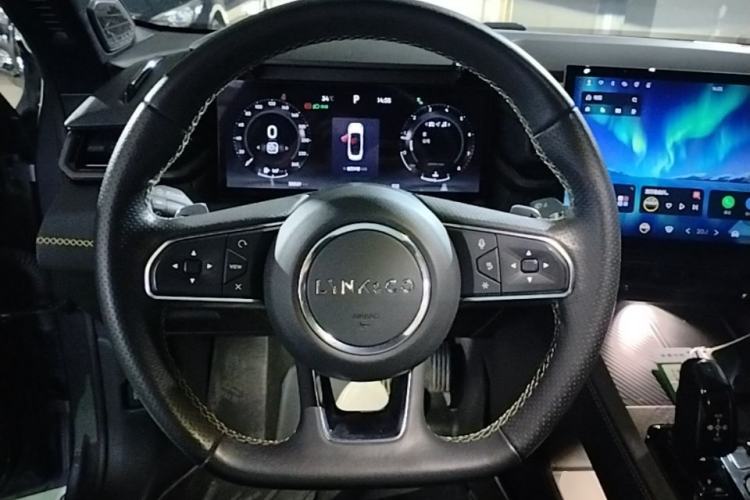 Used Lynk & Co 03 2023 2.0TD DCT JingPro Steering Wheel