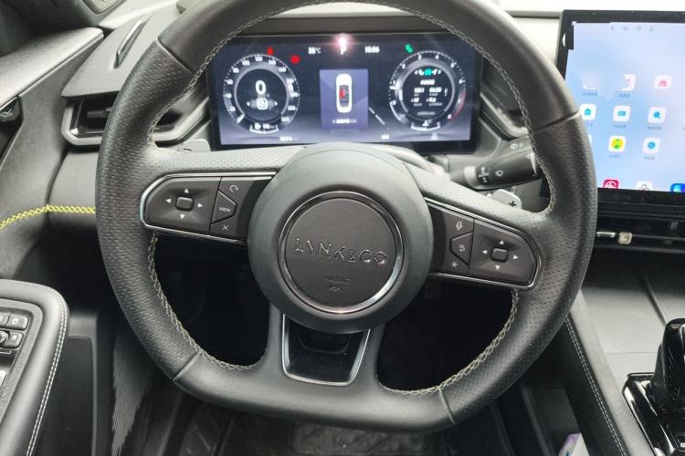 Used Lynk & Co 03 2023 2.0TD DCT JingPro Steering Wheel