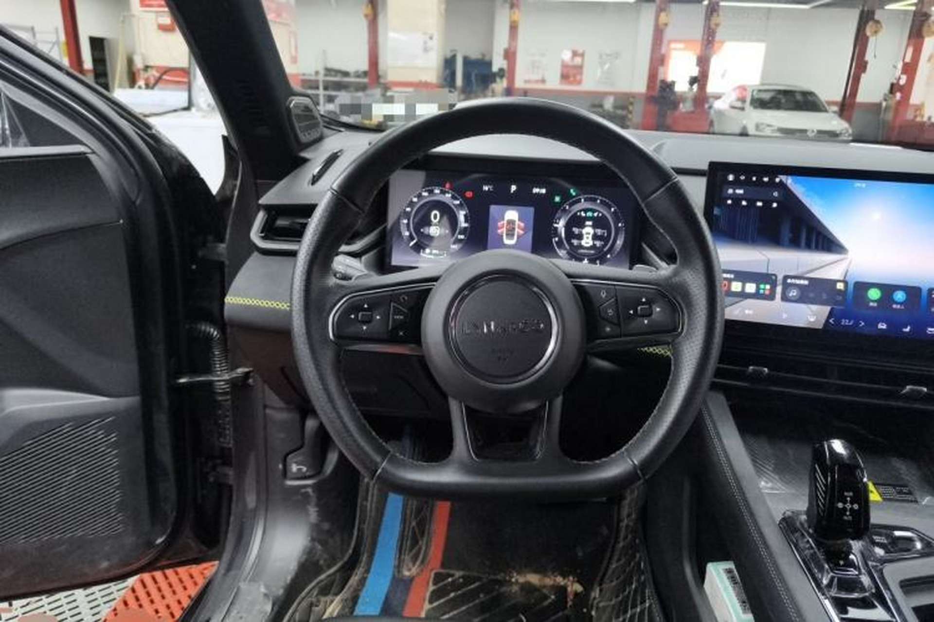 Used Lynk & Co 03 2023 2.0TD DCT JingPro Steering Wheel