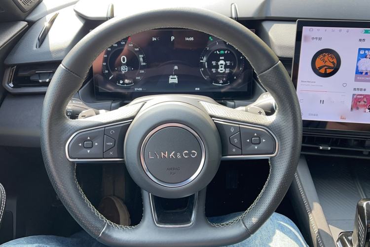 Used Lynk & Co 03 2023 1.5TD DCT JingPro Steering Wheel