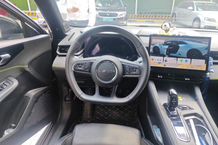 Used Lynk & Co 03 2023 1.5TD DCT JingPro Steering Wheel