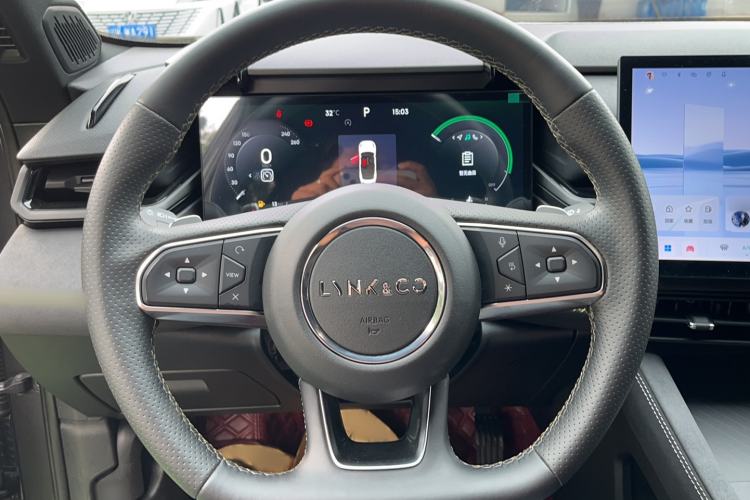 Used Lynk & Co 03 2023 1.5TD DCT JingPlus Steering Wheel