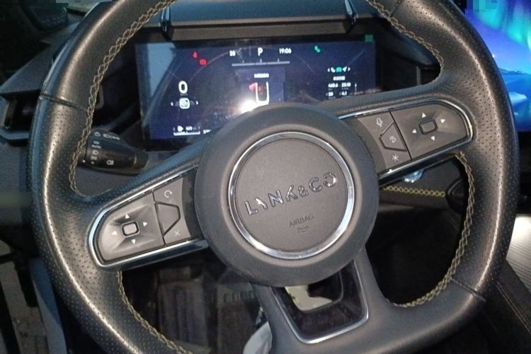 Used Lynk & Co 03 2023 1.5T EM-F PM Steering Wheel