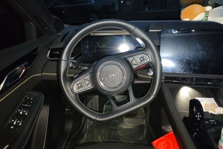Used Lynk & Co 03 2023 1.5TD DCT JingPro Steering Wheel