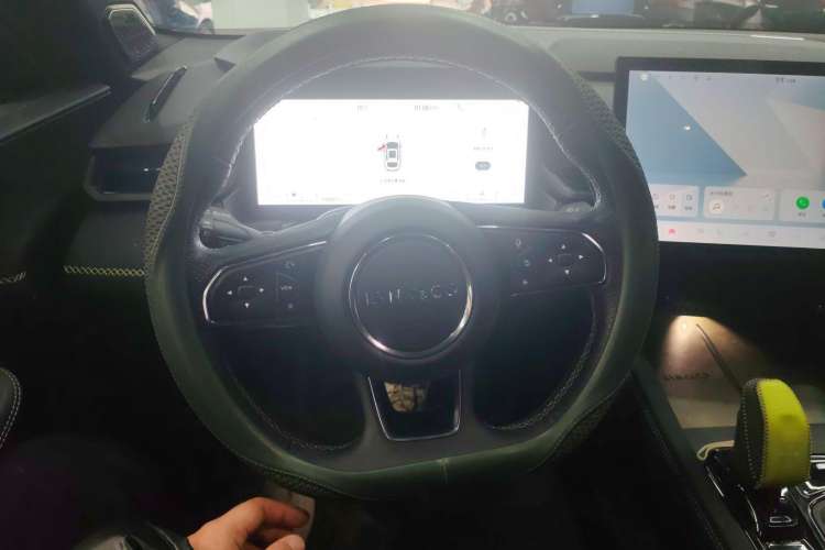 Used Lynk & Co 03 2023 1.5T EM-F PM Steering Wheel