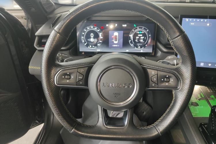 Used Lynk & Co 03 2023 1.5TD DCT JingPro Steering Wheel