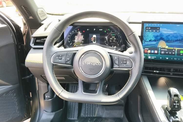 Used Lynk & Co 03 2023 1.5TD DCT JingPro Steering Wheel