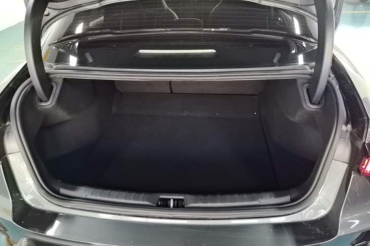 Used Lynk & Co 03 2023 1.5TD DCT JingPlus Trunk