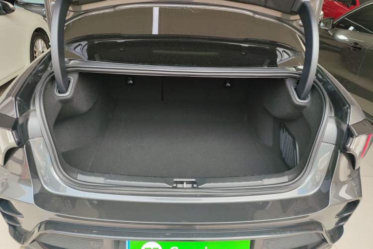 Used Lynk & Co 03 2023 1.5TD DCT JingPro Trunk