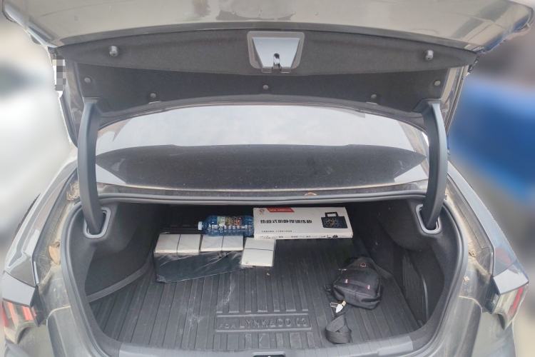 Used Lynk & Co 03 2023 2.0TD DCT JingPro Trunk