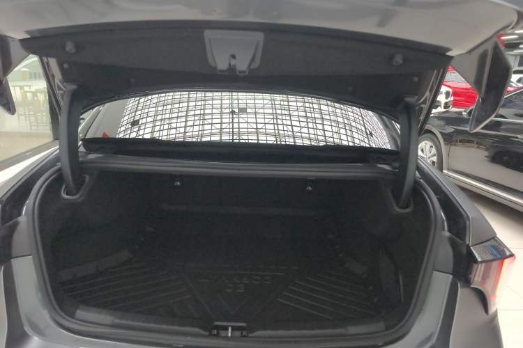 Used Lynk & Co 03 2023 2.0TD DCT JingPro Trunk