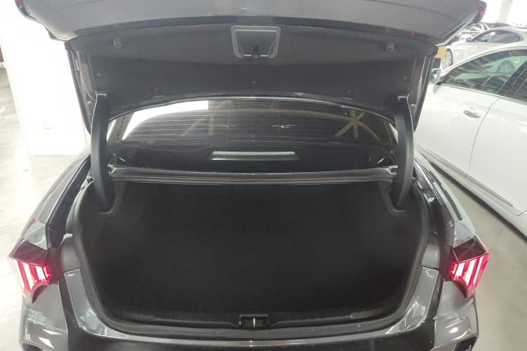 Used Lynk & Co 03 2023 2.0TD DCT JingPlus Trunk