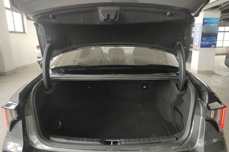 Used Lynk & Co 03 2023 1.5TD DCT JingPro Trunk