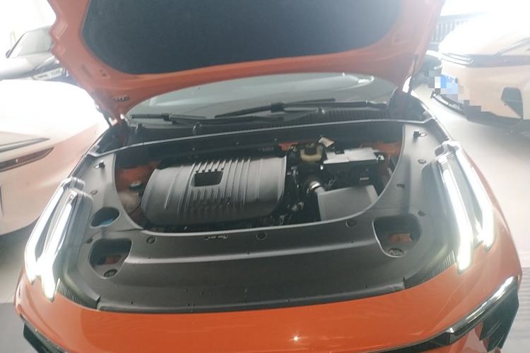 Used Lynk & Co 03 2023 2.0TD DCT JingPro Engine Bay