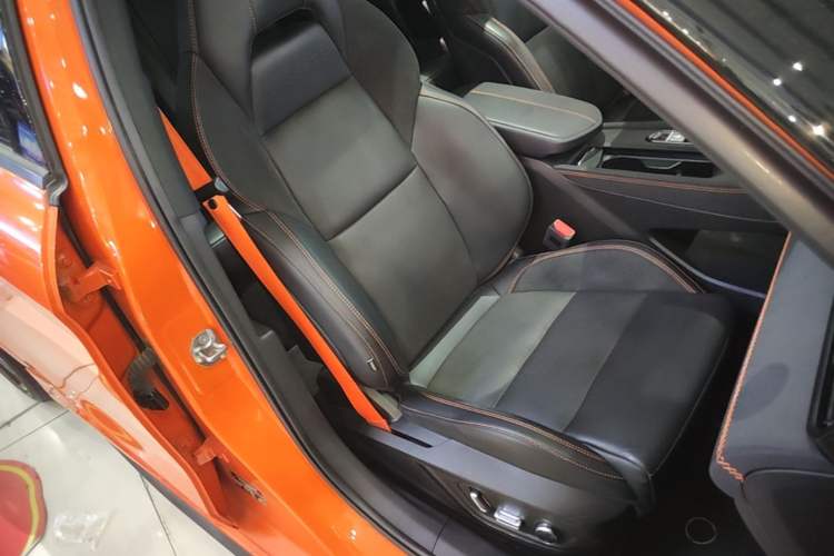 Used Lynk & Co 03 2023 2.0TD DCT H-Power Halo Right Front Seat