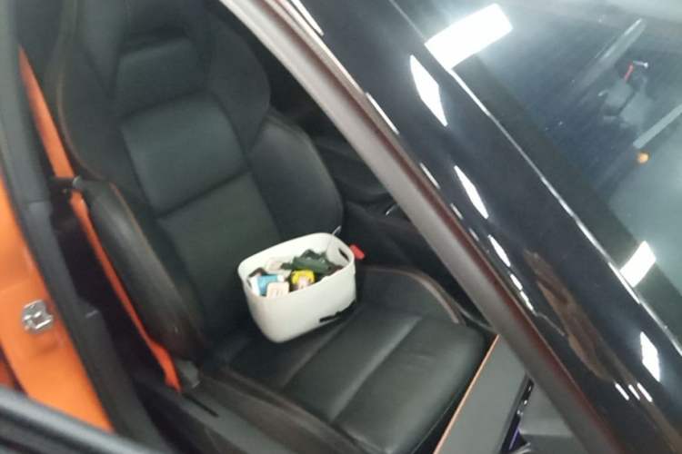 Used Lynk & Co 03 2023 2.0TD DCT JingPro Right Front Seat