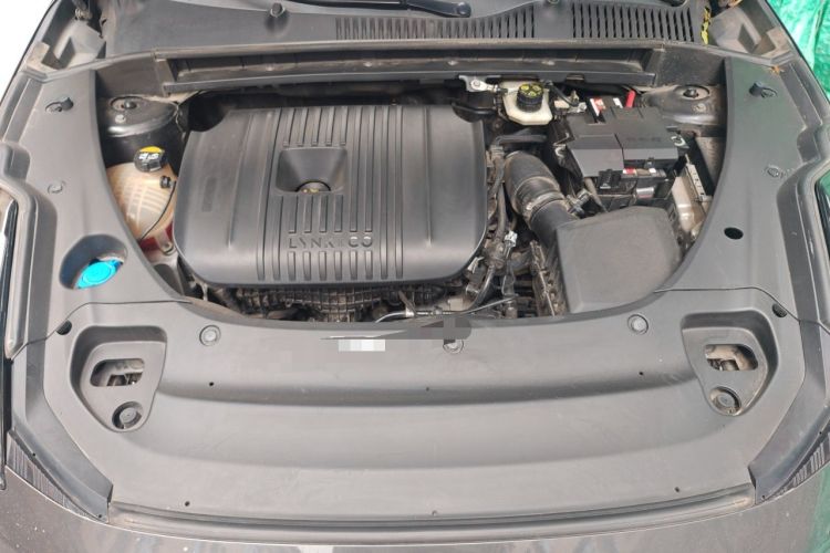 Used Lynk & Co 03 2023 2.0TD DCT JingPro Engine Bay