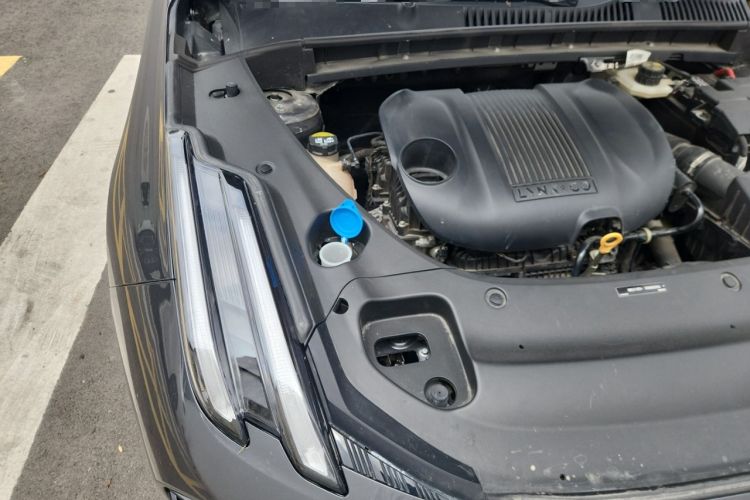 Used Lynk & Co 03 2023 1.5TD DCT JingPro Engine Bay Right