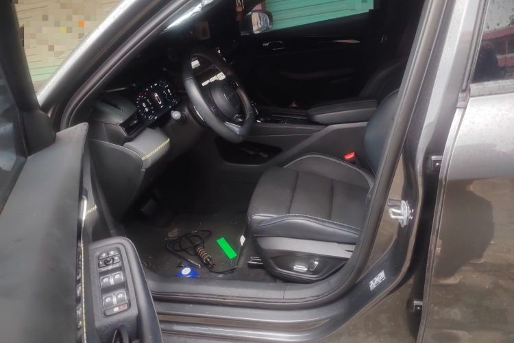 Used Lynk & Co 03 2023 2.0TD DCT JingPro Left Front Seat