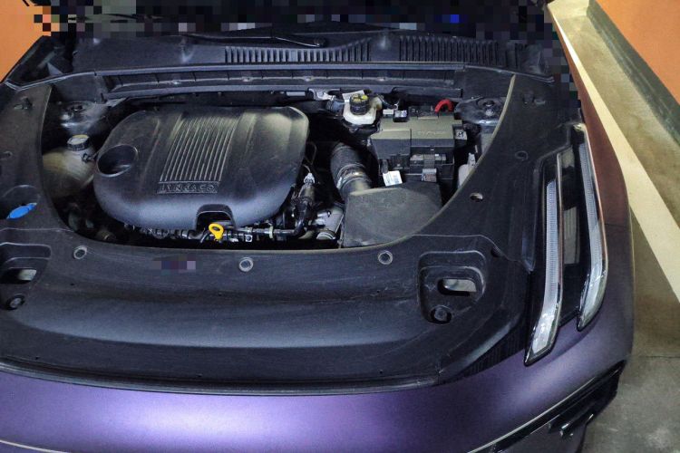 Used Lynk & Co 03 2023 1.5TD DCT JingPro Engine Bay Left