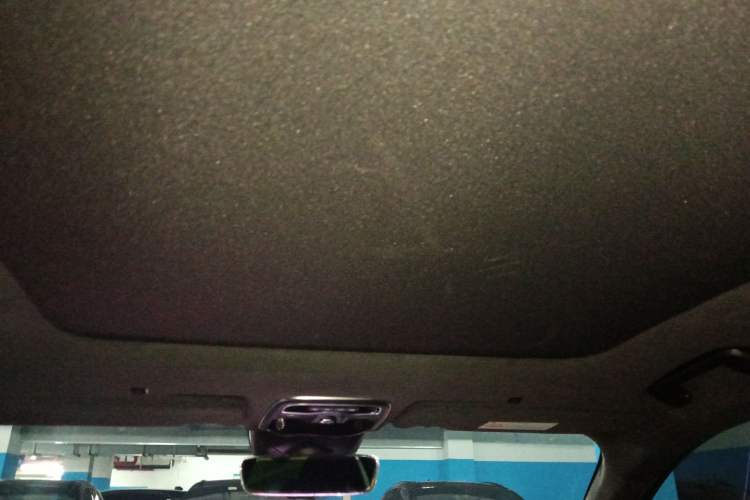Used Lynk & Co 03 2023 03+ 2.0TD Automatic Yufeng Edition Headliner