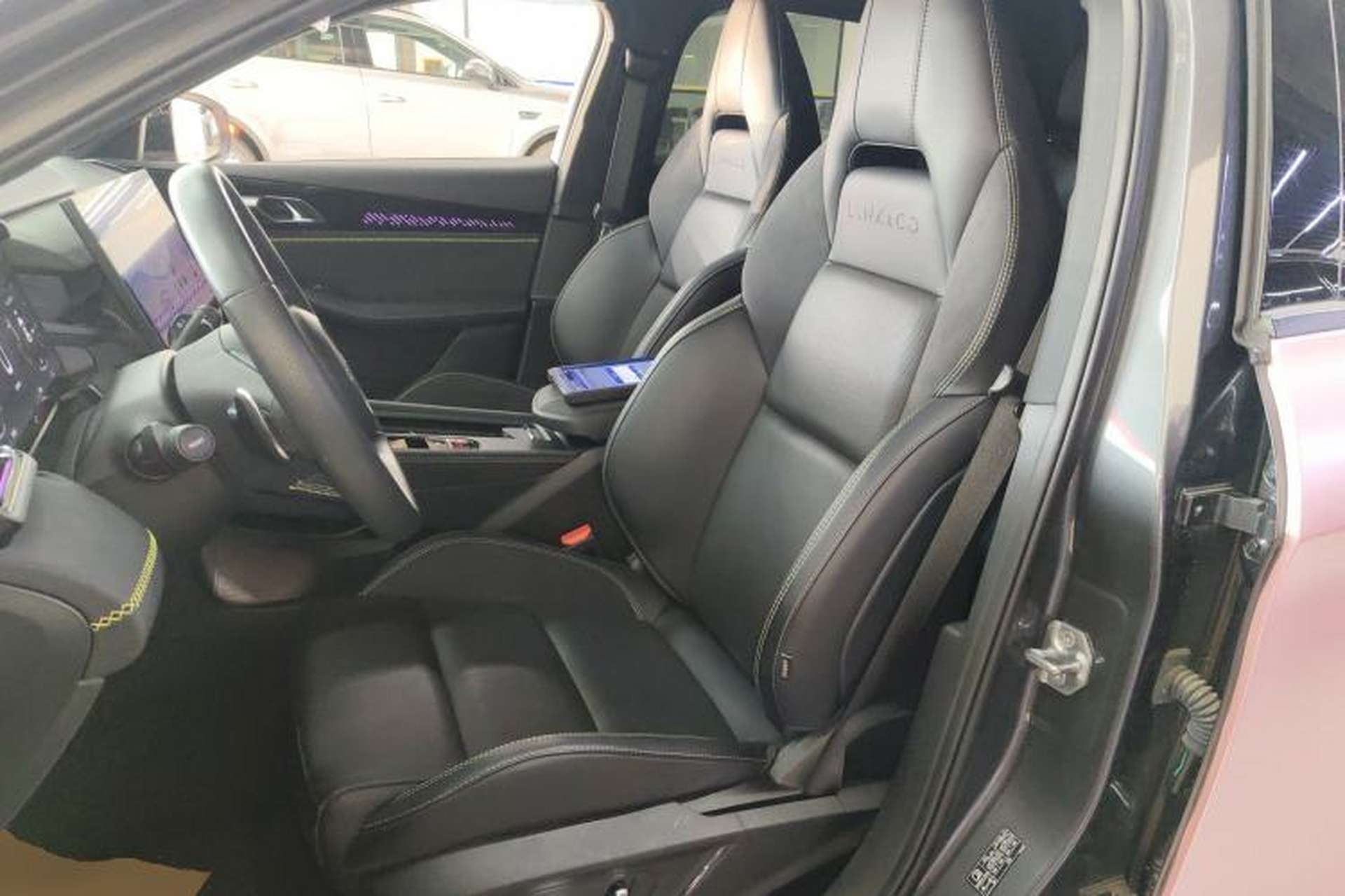 Used Lynk & Co 03 2023 2.0TD DCT JingPro Left Front Seat