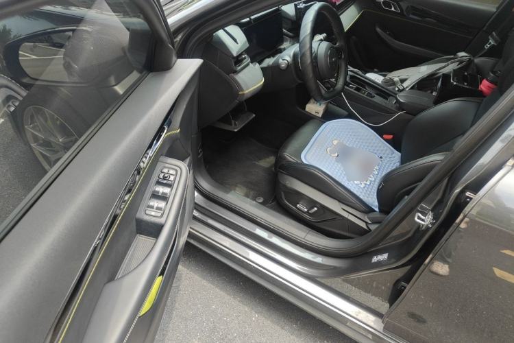 Used Lynk & Co 03 2023 2.0TD DCT JingPro Driver Seat