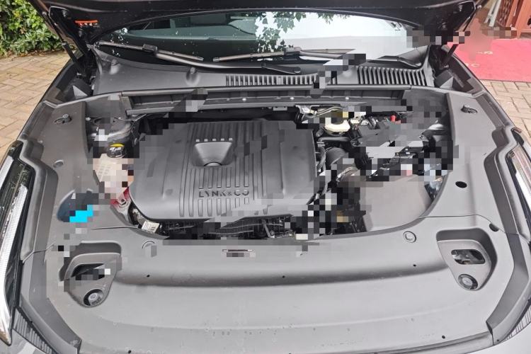 Used Lynk & Co 03 2023 2.0TD DCT JingPro Engine Bay