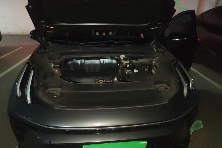 Used Lynk & Co 03 2023 1.5TD DCT JingPro Engine Bay